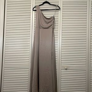 Nicole Miller Dress NEW WITH TAGS Grey zip with slit, satin, one shoulder